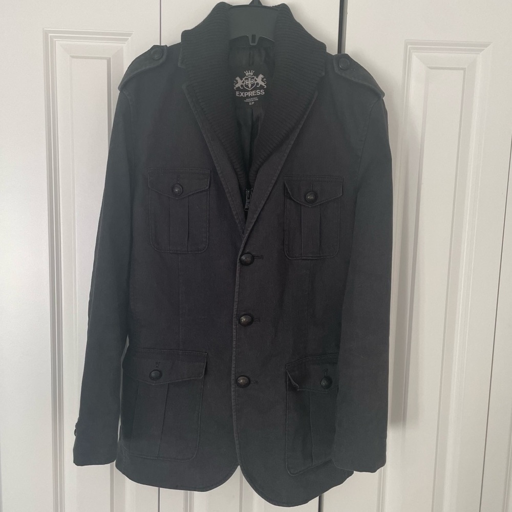 SALE‼️EUC Express sport coat with removable knit collar